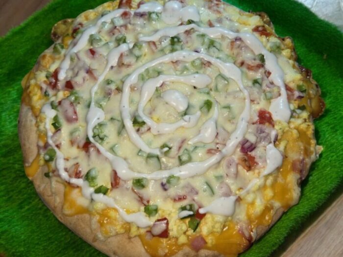 Breakfast Cauliflower Crust Pizza